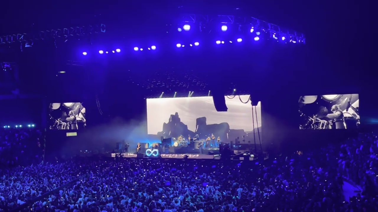 The Killers - Read My Mind (Palacio de los Deporte) 01/04/23
