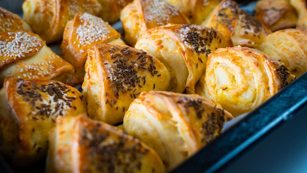 Salty cheesy triangles, an easily prepared delicacy