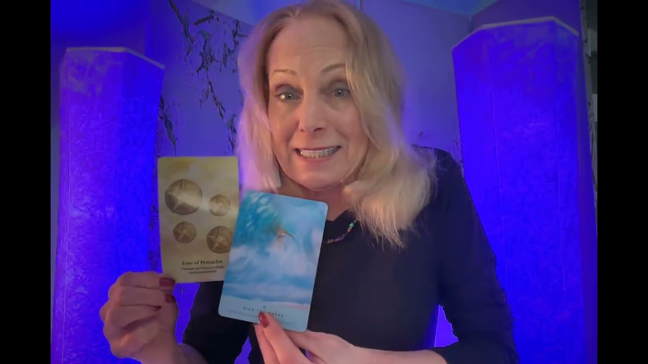 AQUARIUS: PSYCHIC TAROT MESSAGE! RIDE THE WAVES ENERGY, JOY AND OPTIMISM FIND YOU!