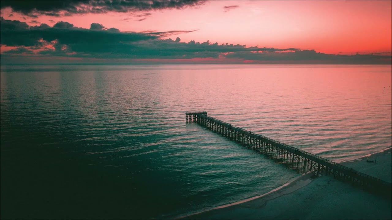 Summer Never Ends 339 Progressive House Mix The Out on the sea Edition