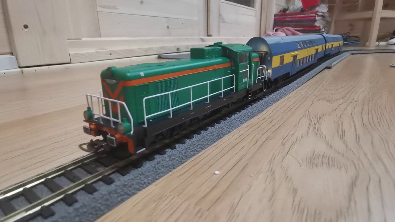 Class SM42 - PIKO - Polish PKP Model Train - Trail Run with sounds