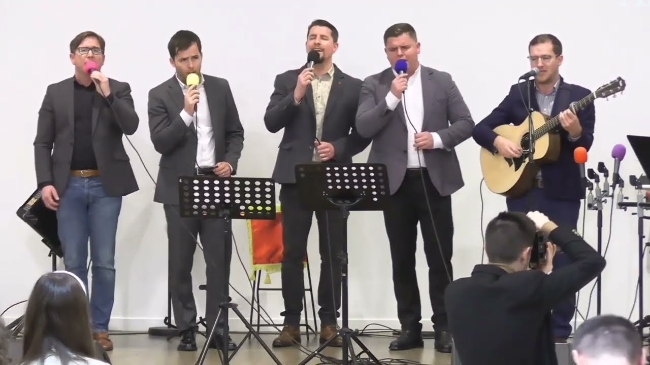 Frații Lela  -  Mă-ndrept spre cer să-L văd pe Domnul