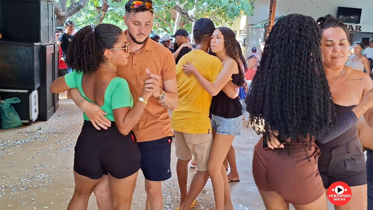 Forro no espaço cachoeira do urubu..Vitória teclas
