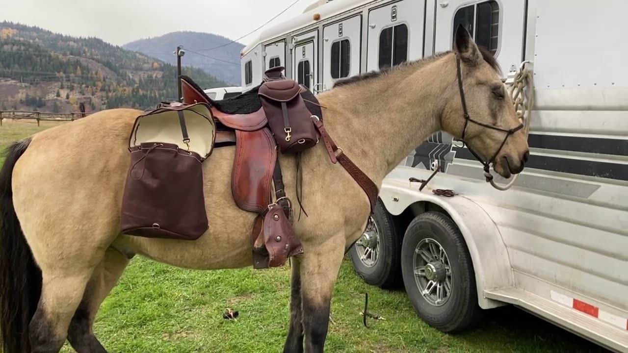 Leder Satteltaschen / Packtaschen f&uuml;r Wanderreiten // INLAND Saddlery Saddlebags