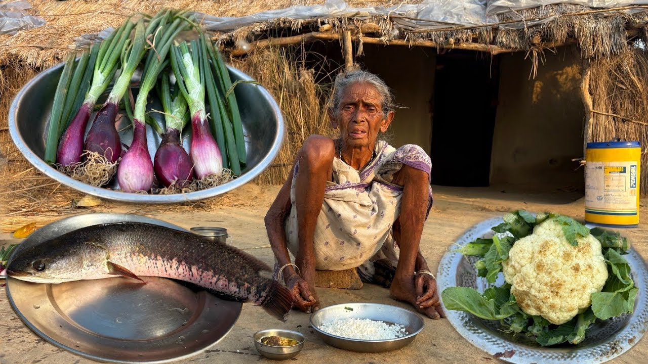 SHOL FISH CURRY with Onion Puti & Cauliflower cooking by poor widow Grandma||Village Life India 