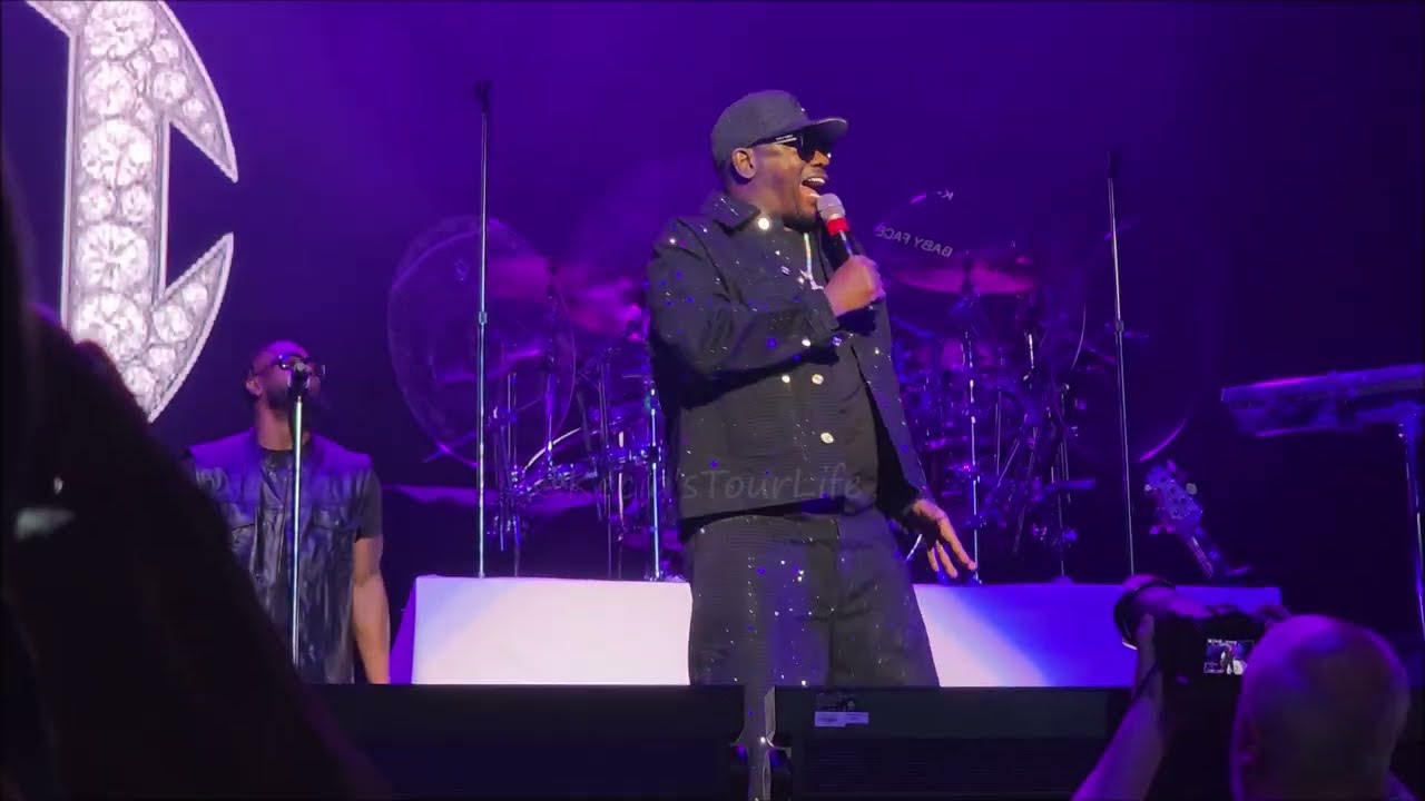 K-Ci исполняет песни You Bring Me Up и Last Night's Letter вживую на R & B Cookout Tour в Детройт...