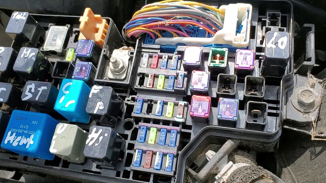 2010 Mazda 3 AC Relay, AC Fuses & Troubleshooting