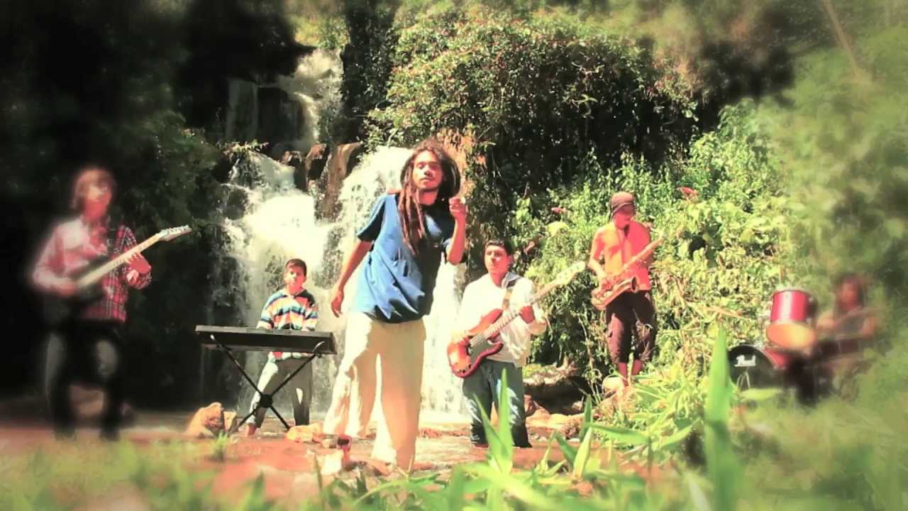 Lion Reggae - Cuando pienso en ti (HD Official Music Video )