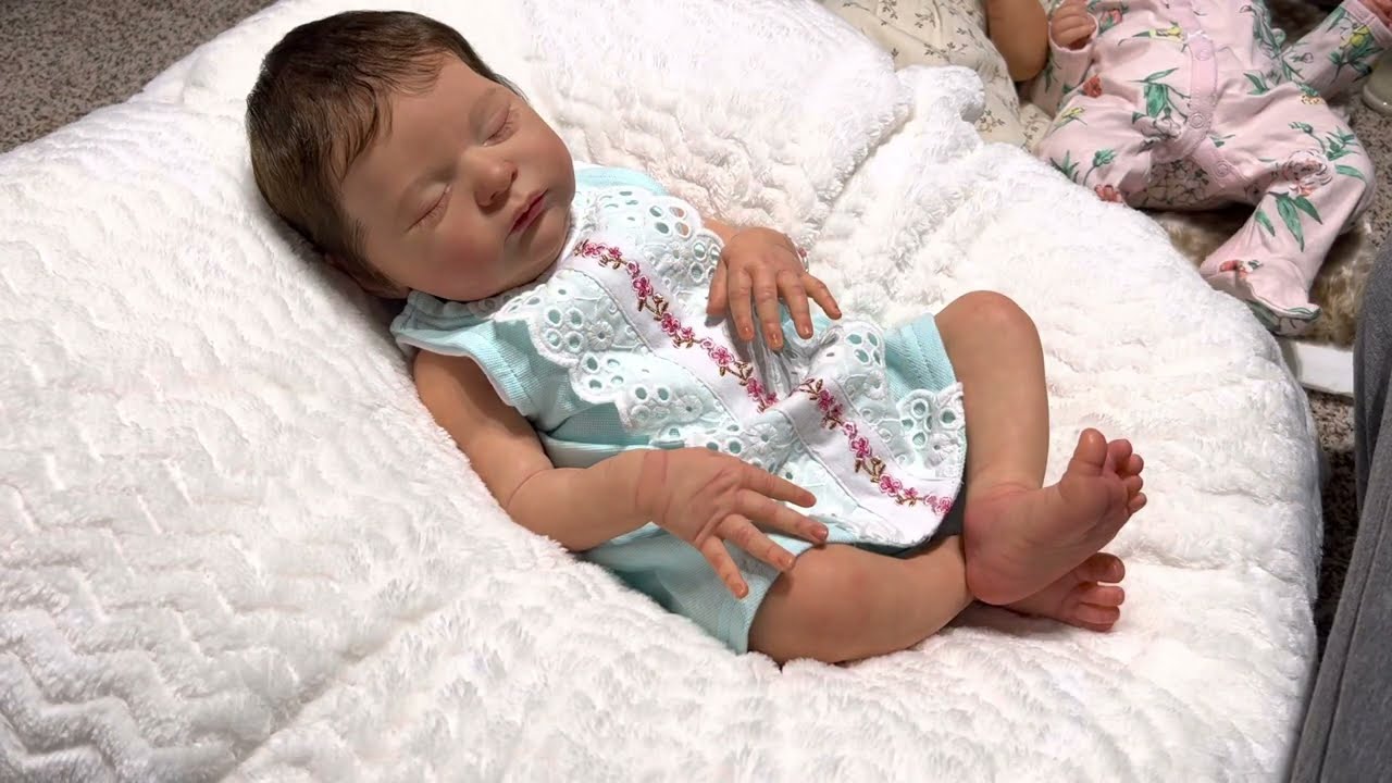 WATCH ME CHANGE TWO NEWBORN BEAUTIES!!! || REBORN VIDEO!!!