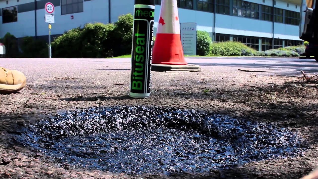 How to repair a pothole with cold lay tarmac