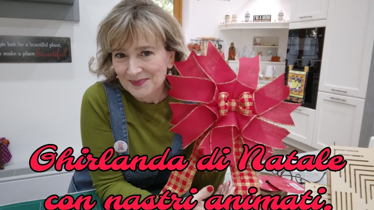 Bella Ghirlanda di Natale con nastri animati