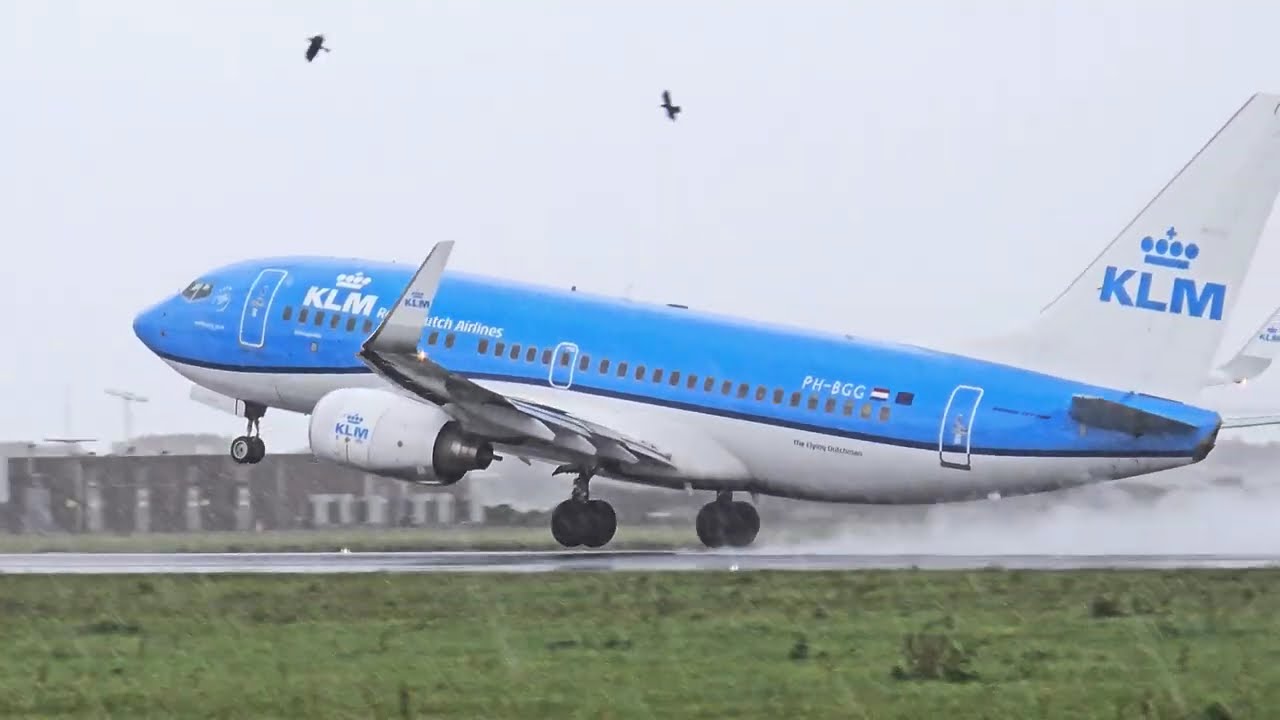 KLM Boeing 737-700 PH-BGG Takeoff | AMS to Bergen