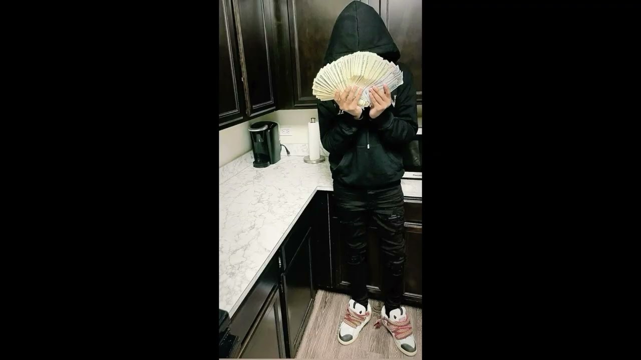 [FREE] Chuckyy x Lucki Sample Type Beat 