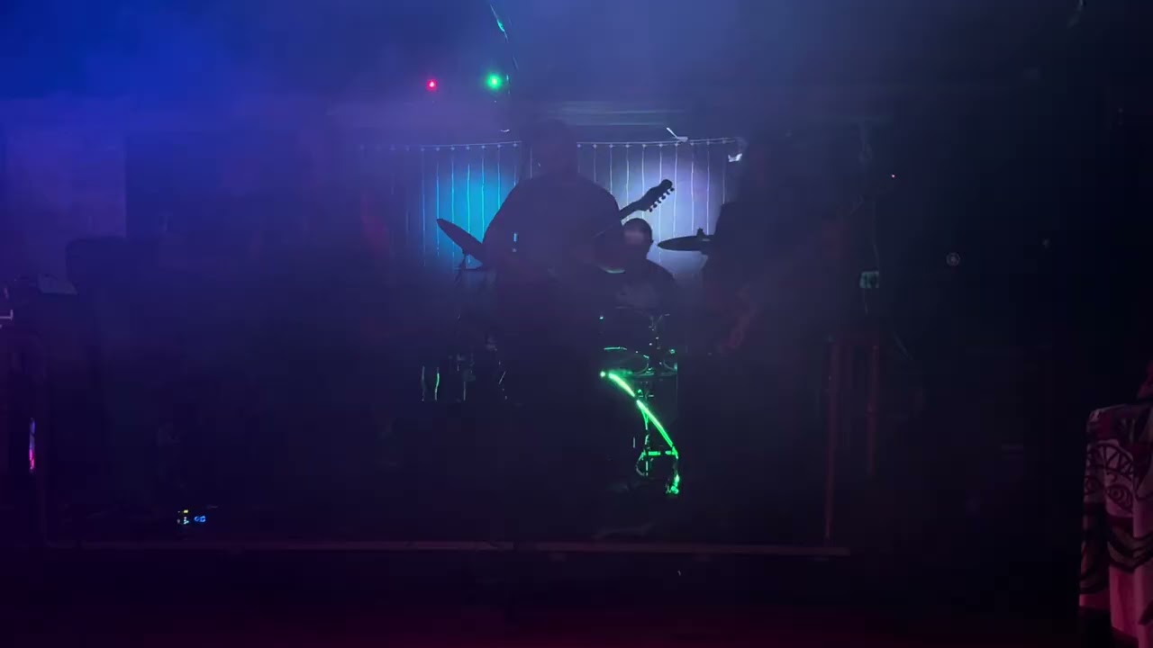 Hysteria(Def Leppard Cover) Live at Robbers Dogs Motorcycle Club  Charity Night