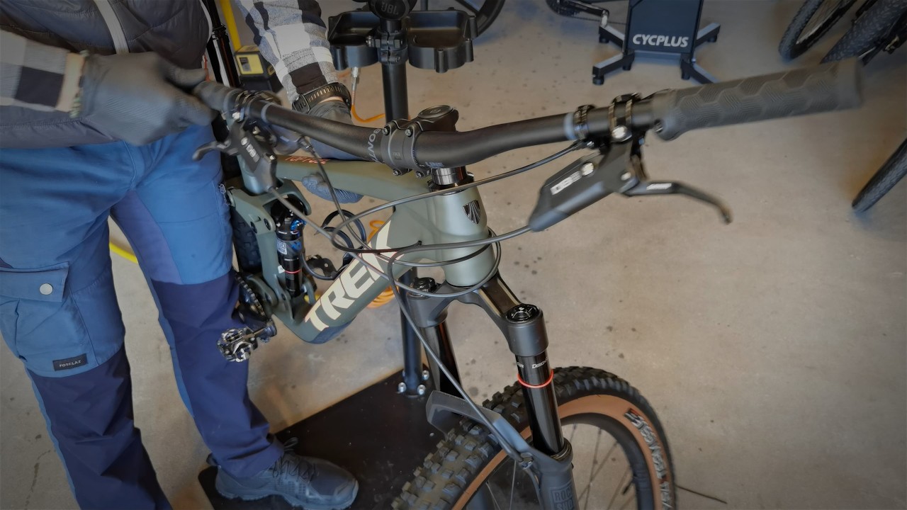 Dlaczego Tw&oacute;j Trek trzeszczy. Darmowa Szkoła Serwisanta. Lekcja 14 - Knock Block - Trzeszczyblok.