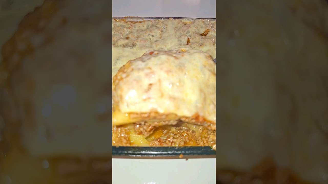 Polenta recheada com carne mo&iacute;da