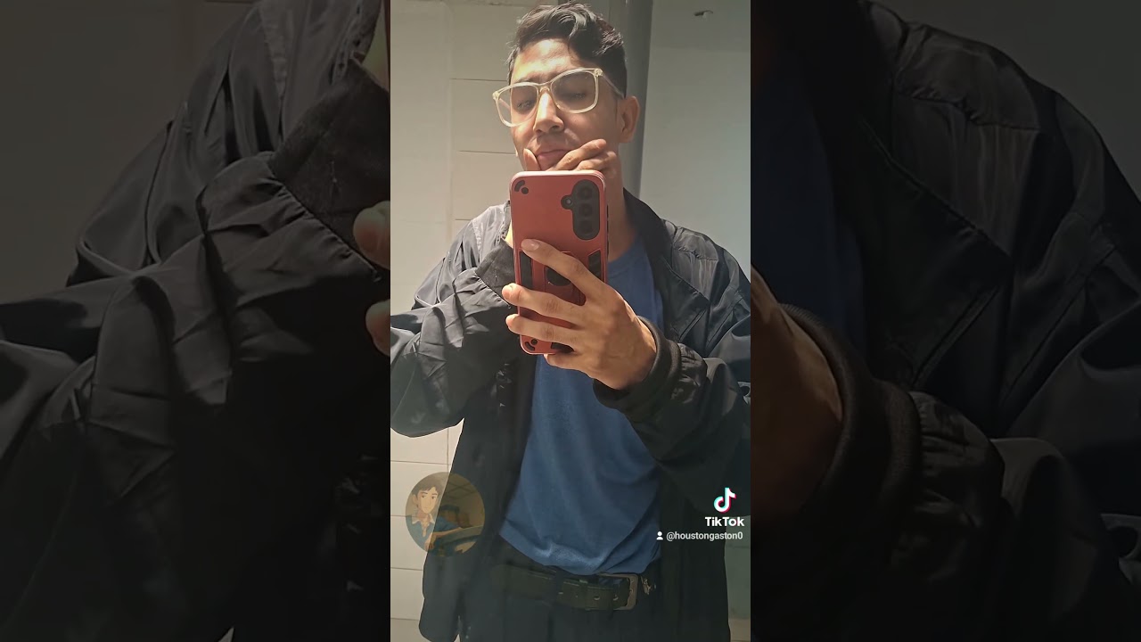 el hombre m&aacute;s guapo del mundo ese soy yo!!!!🤣😅😂👀😎🇲🇽🇲🇽 #comedia #humor #viral_video #fyp #1000guapo