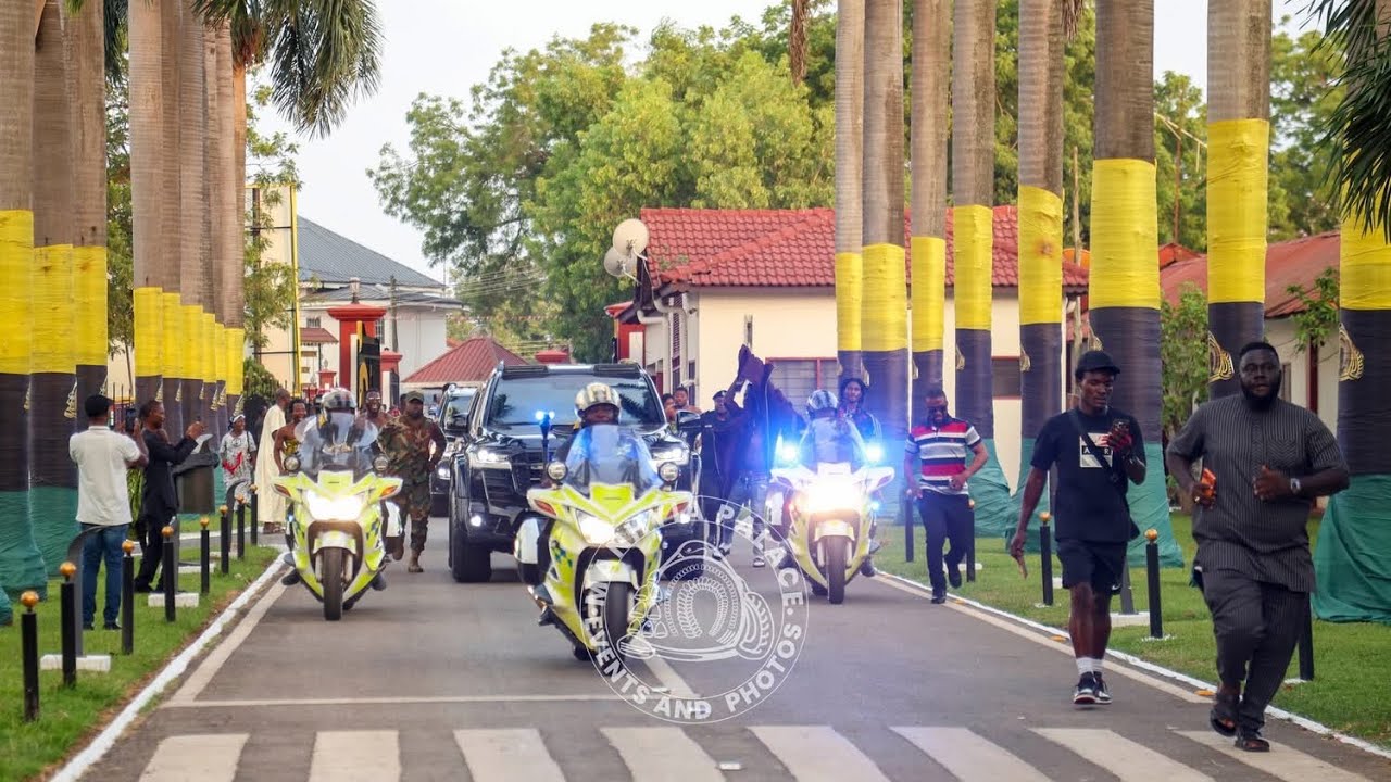 Otumfuo Osei Tutu II, Asantehene, returned to Kumasi after a month-long trip outside Ghana
