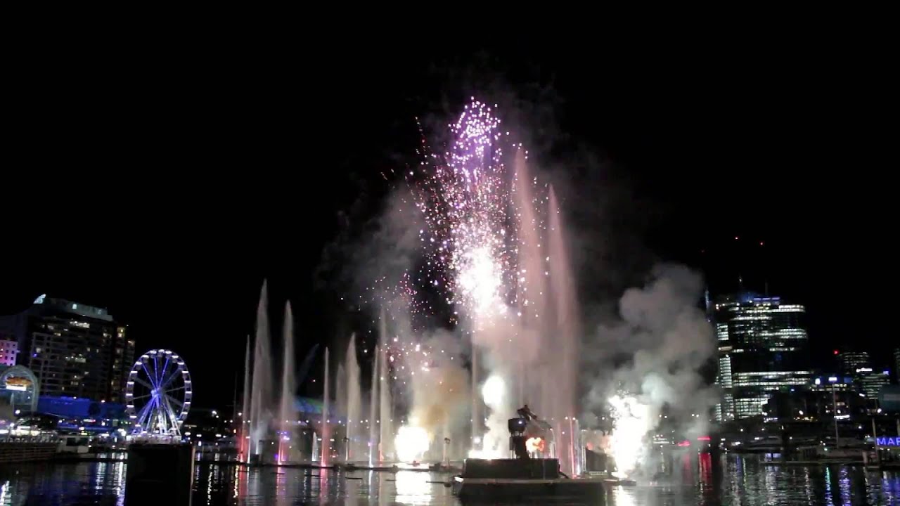 Vivid Sydney 2016 Laser Water Theatre & Fireworks - 2 June