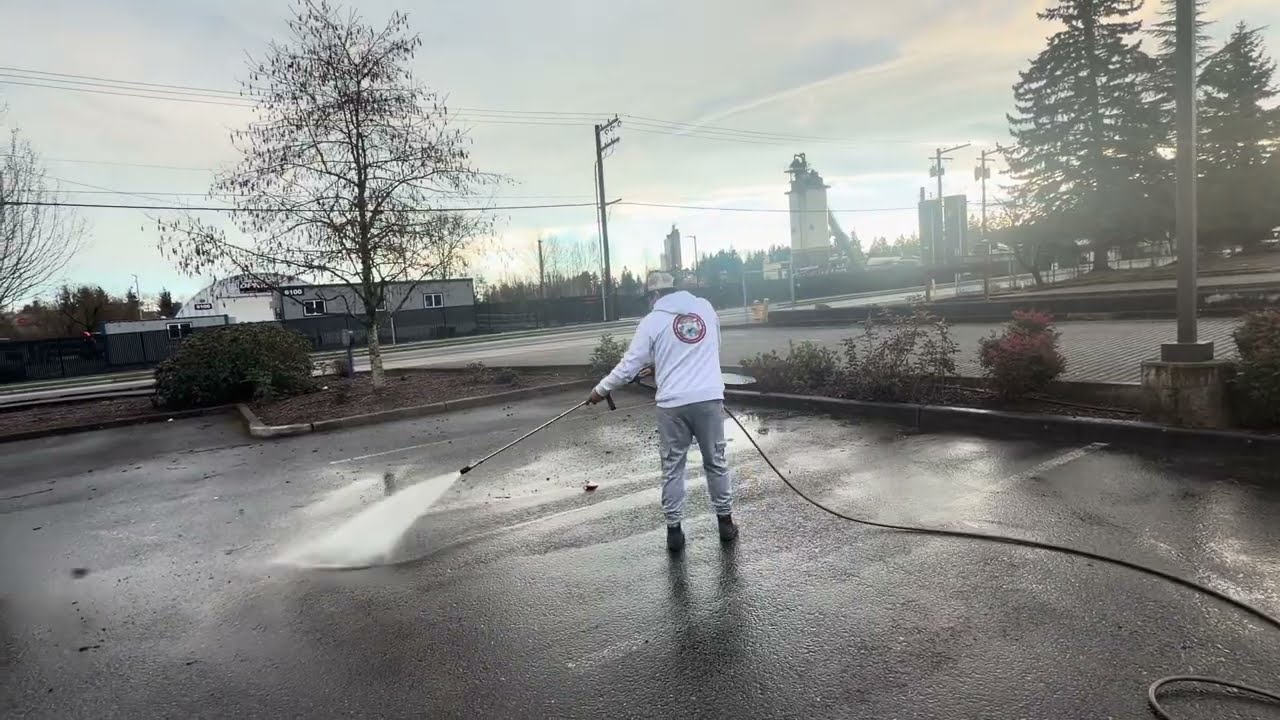 Новое бизнес-предприятие: покраска парковочных линий.