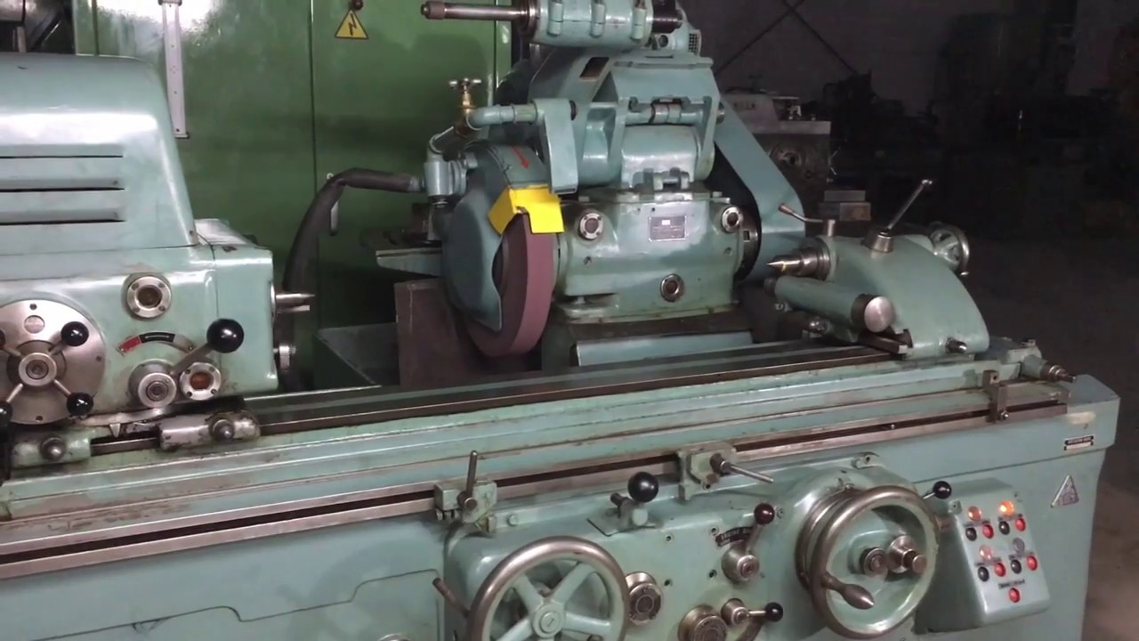 Universal Cylindrical Grinder - TOS - 900 mm