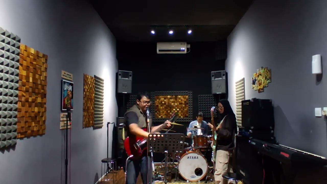 Sweet child O'mine .. cover baseline band