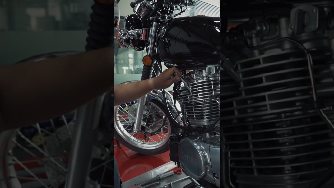 Yamaha SR400 Service 10,000 Km.