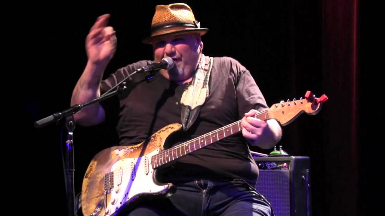 POPA CHUBBY  