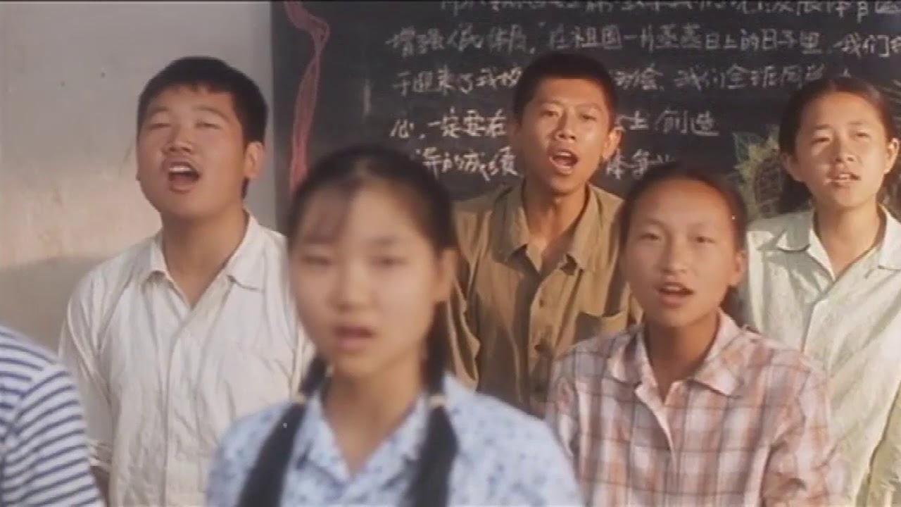 《阳光灿烂的日子》冯小刚客串历史老师，讲解历史事件《中俄尼布楚条约》
