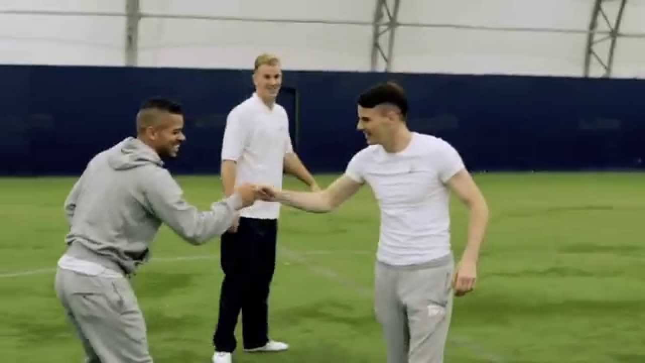 F2 Freestylers test Joe Hart's Tekkers......