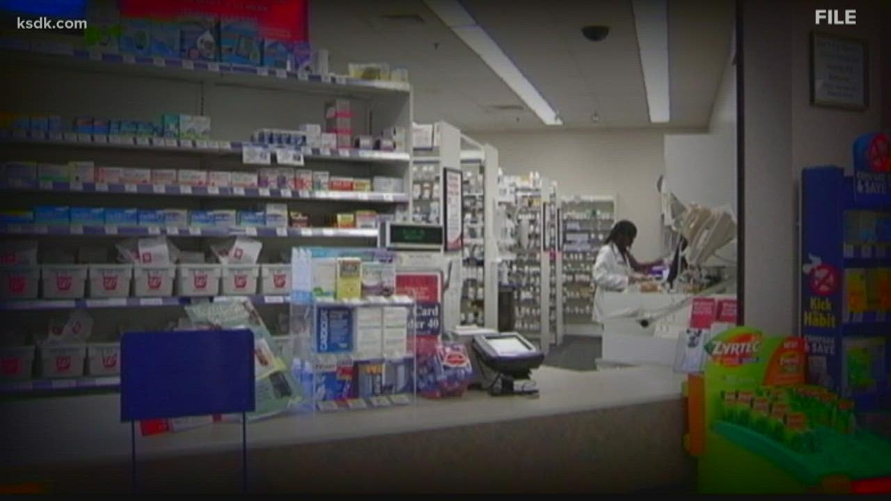 'It's a new level of stressful' Pandemic puts pharmacists under pressure