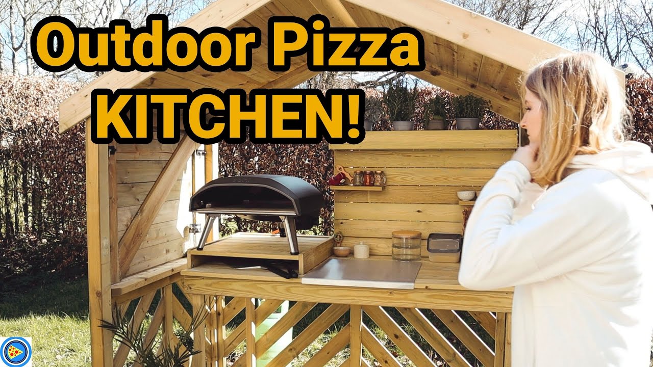 My Outdoor Wooden Pizza Kitchen! 🍕