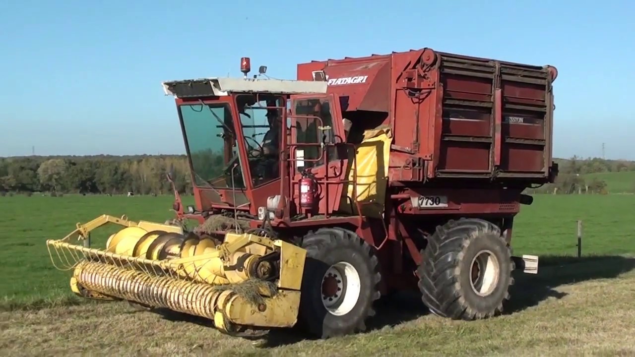 Loonw. TerraPro - Frasnes-lez-Couvin - Hesston 7730