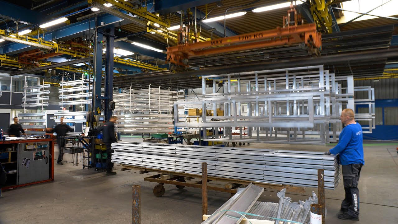 Thorlux voorziet energiebesparende verlichting bij poedercoatspecialist Ulamo in Ulft