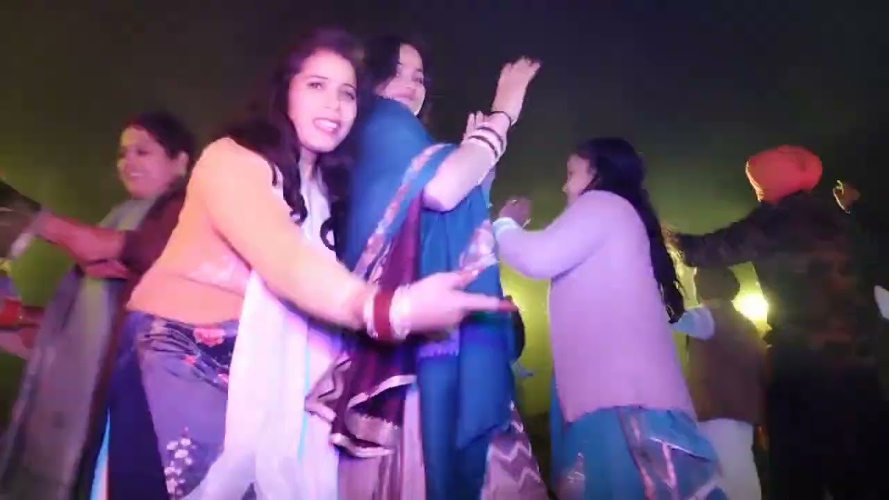 Gadwali songs #utube video #dancevideo#saadivirelvideo#dance 