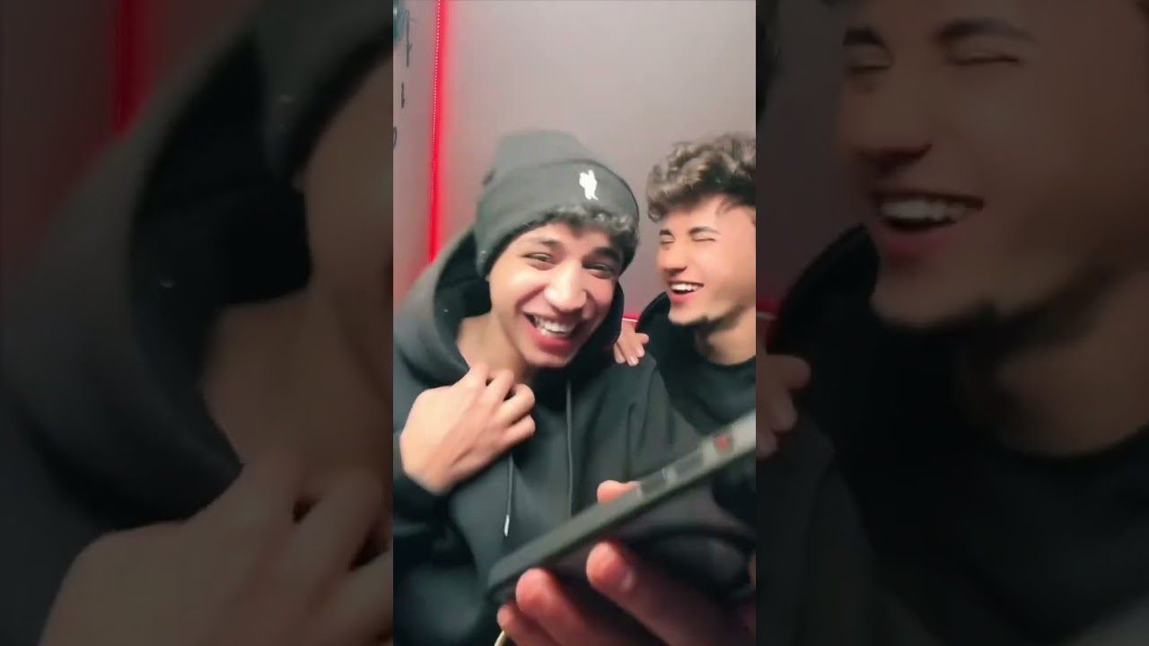 كلمت حببتى fوقولتلها اهلى مش موفقين عليكى 😡😂