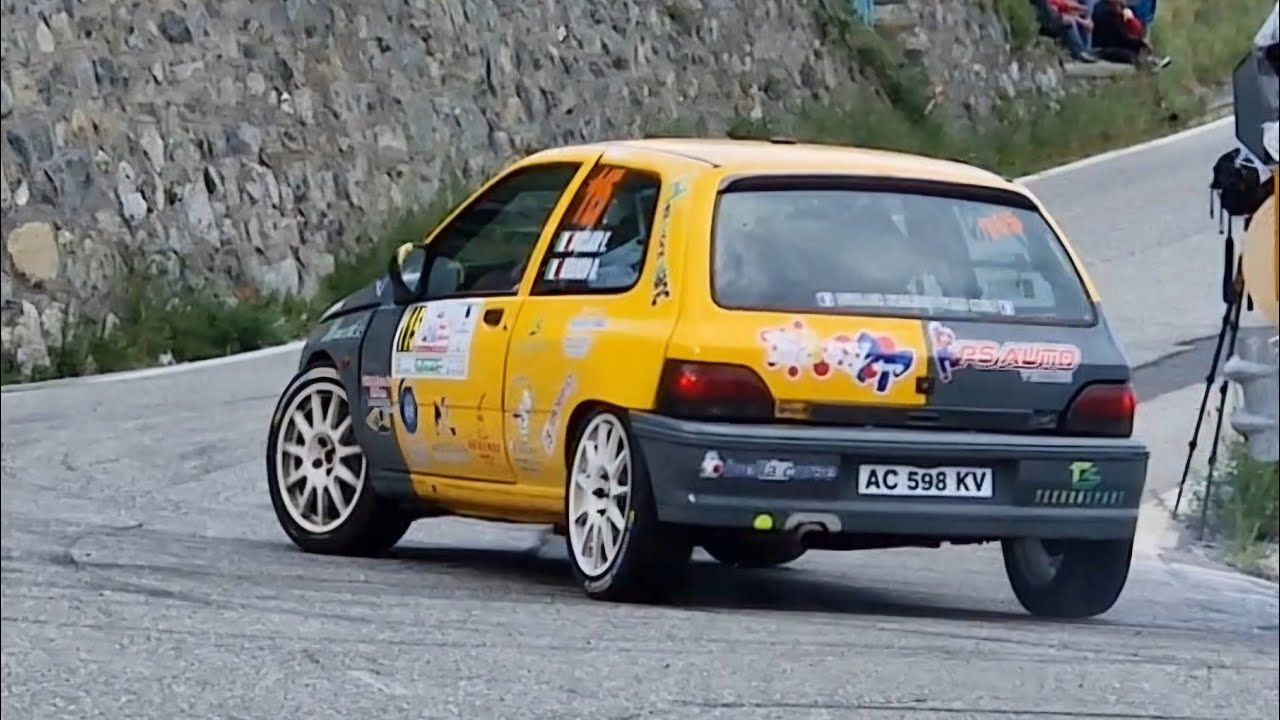 46 ° Rally della Val D'Aosta , 3 5 25 , PS 1 NUS VERRAYES riprese tutte le auto transitate