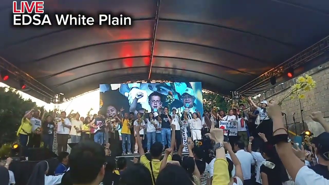 Ilang Raliyista,sabay-sabay na umawit Ng'Bayan Ko'bilang pagunita Ng EDSA people power revolution 