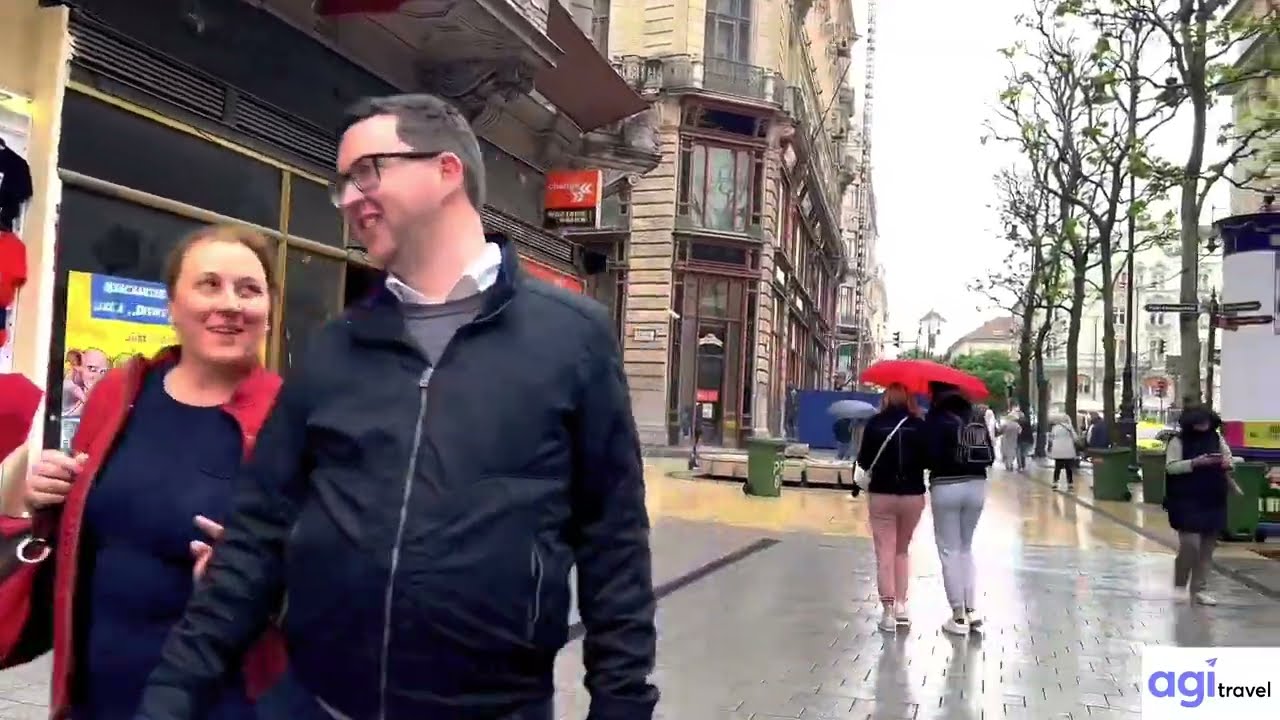 Budapest 🇭🇺 - 4k Walking tour in rainy streets  & Parisi Passage Restaurant #hungary #budapest