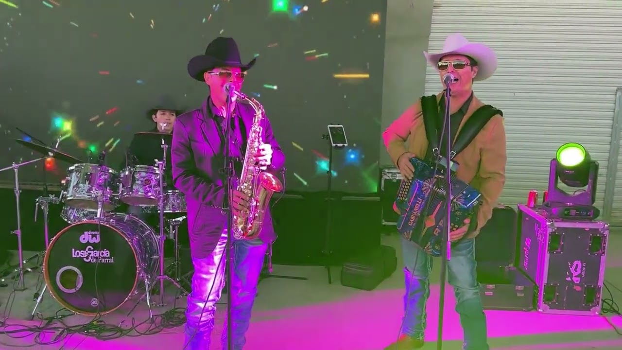 Los García De Parral (Oficial) - Popurrí En Vivo 