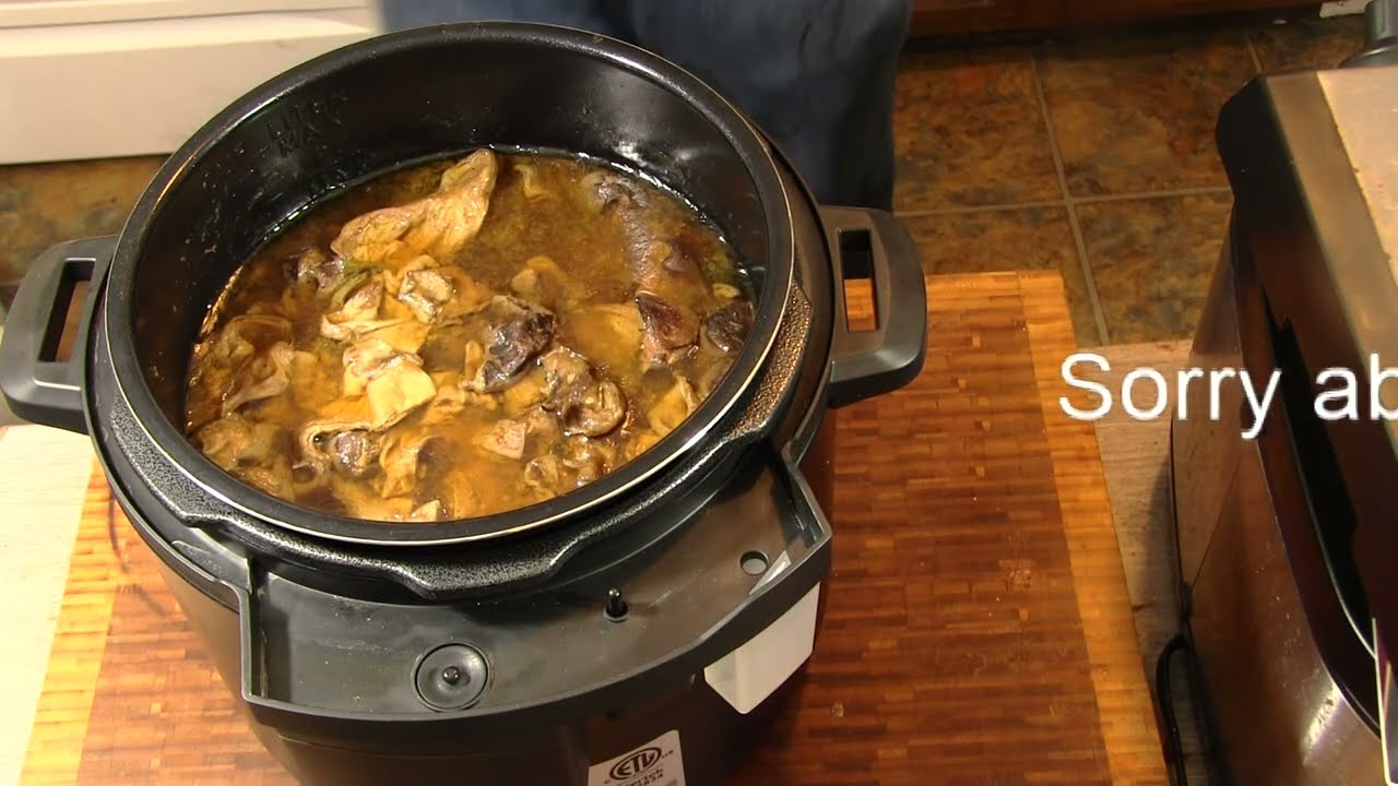 Cooking Hog maws and Chitterling in Pressure cooker