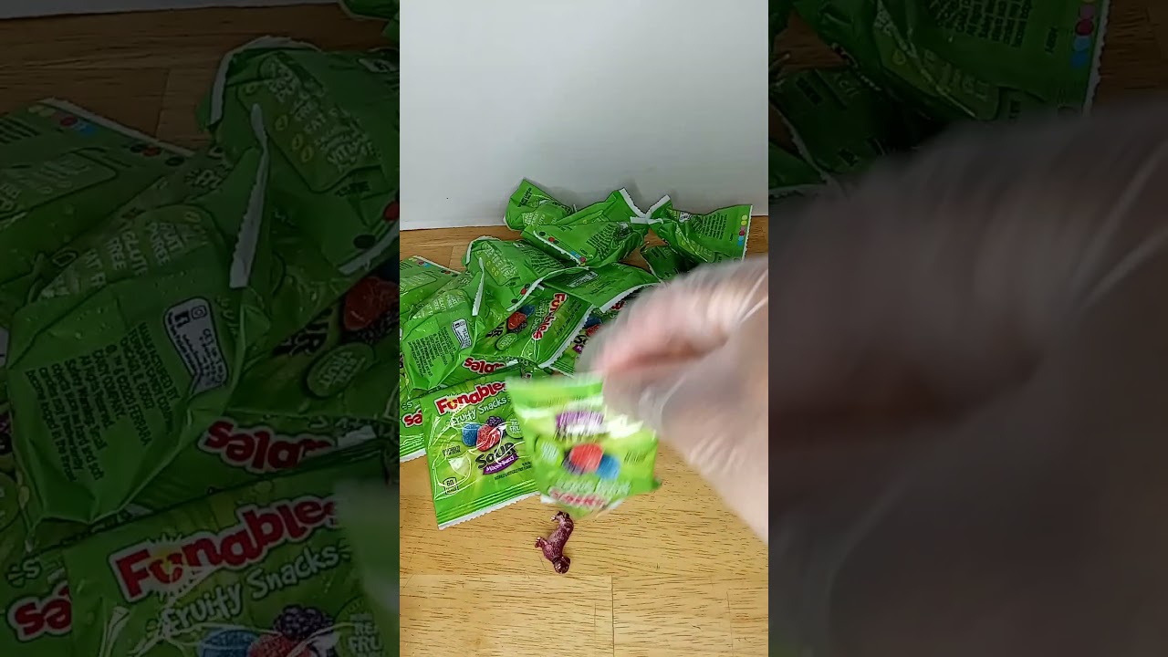 Funables Fruity Snacks Sour Mixed Berry Fruit Snacks #shorts #candy #unboxing