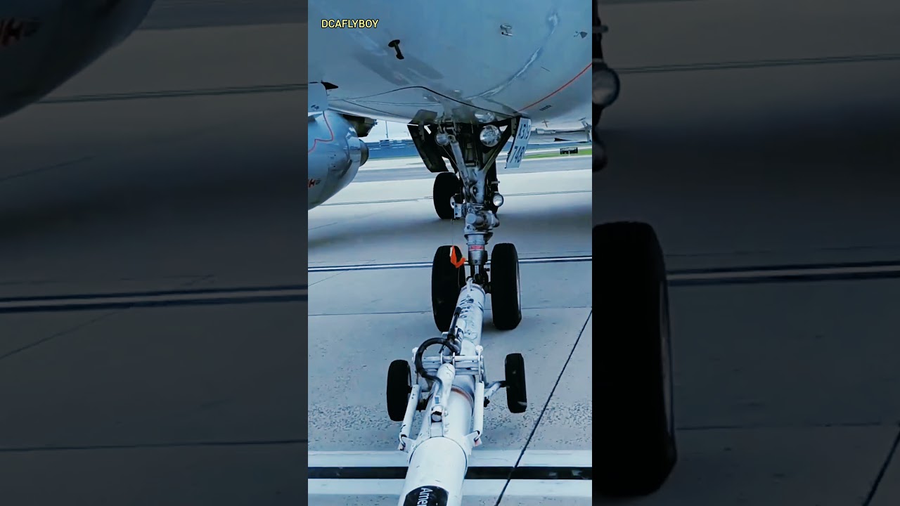 Airbus 319 Push Back Fail Dulles Airport KIAD #shorts