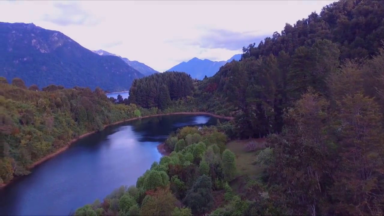 Lago Chapo vista aerea