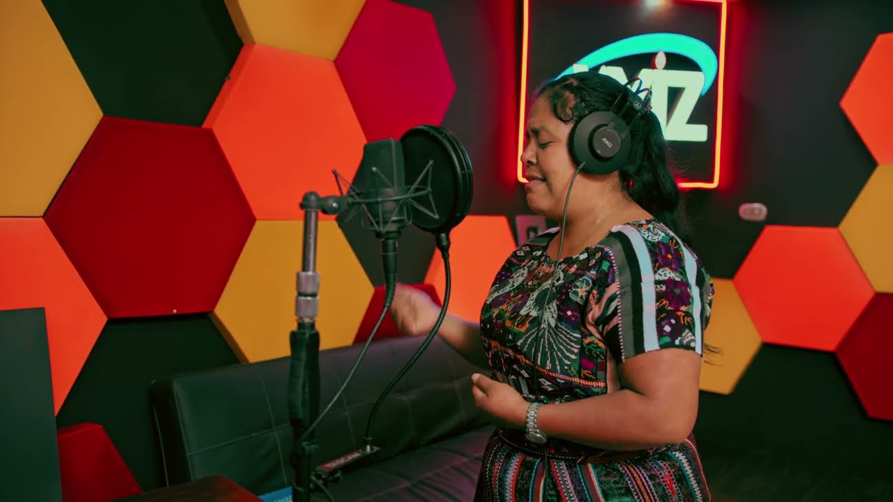 El talento que te dí- SUSANA CARAC ft Julio Lux y su teclado video oficial 6K