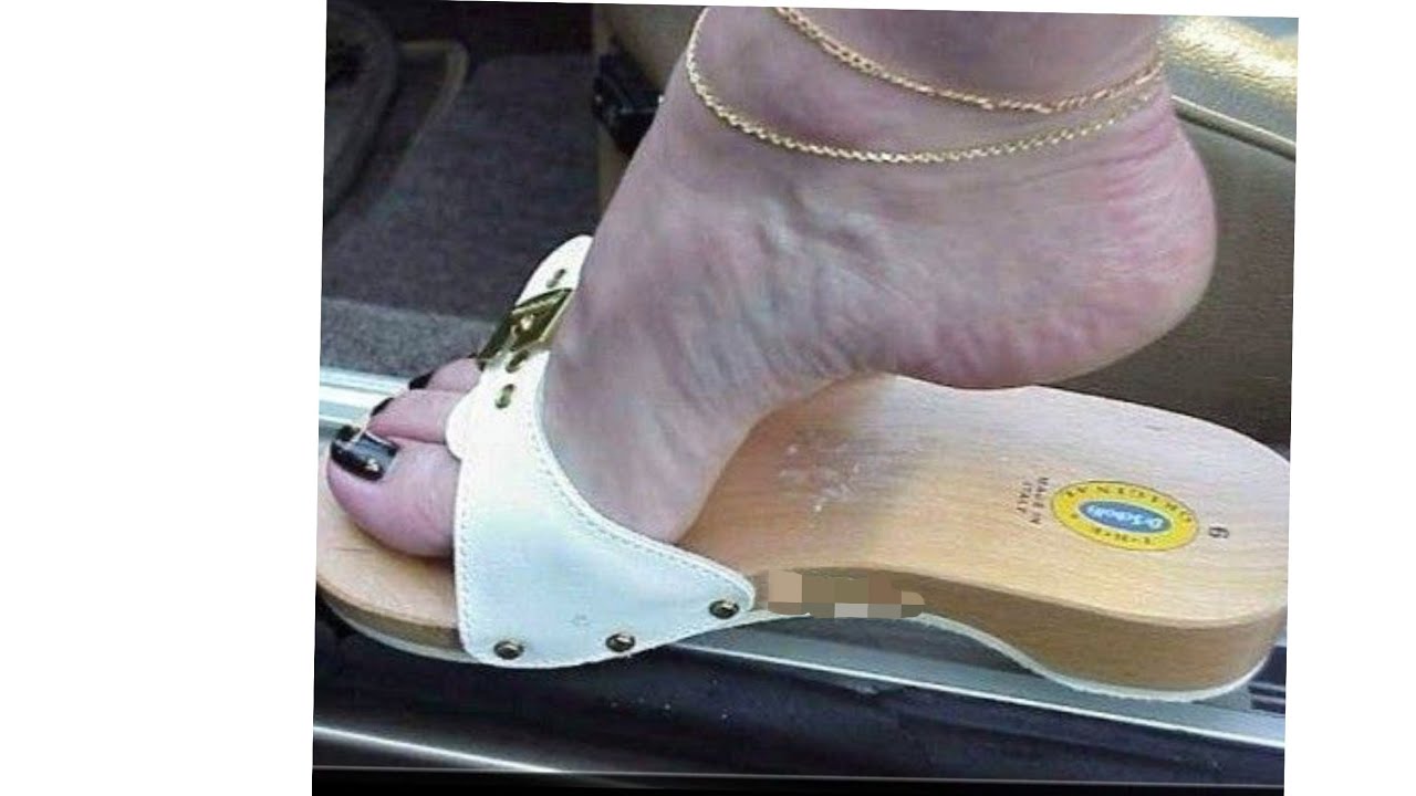 Highly recommend collection of wooden clogs for ladies #woodenclogs #clogsandals #scholl #viral.
