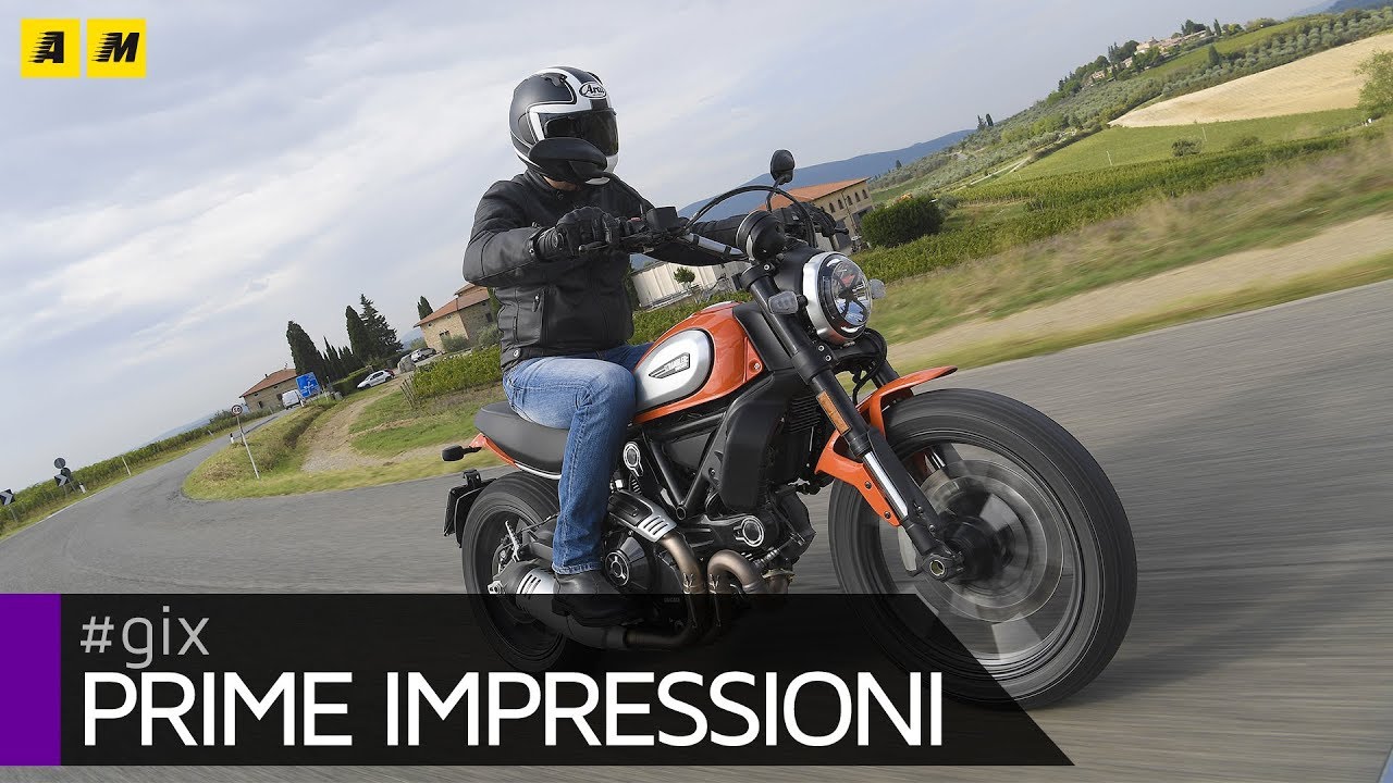 Ducati Scrambler 800 Icon 2019 - TEST su strada [ENGLISH SUB]