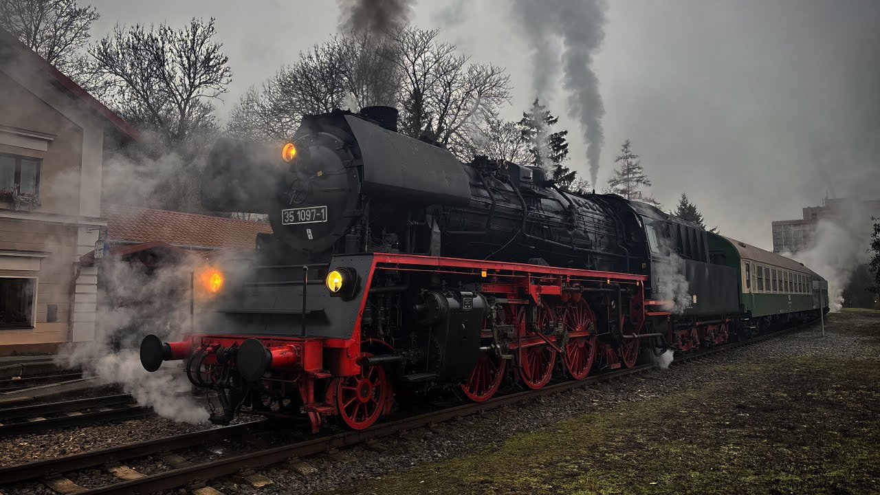 [4K] Pražská Vánoční kometa s BR 23/35.1097-1 - Praha Veleslavín a Holešovice / 13.12.2025