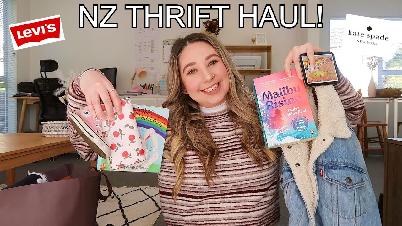MASSIVE NZ Thrift Try On Haul! Clothing, Baby Bits, Homewares, Books + More!
