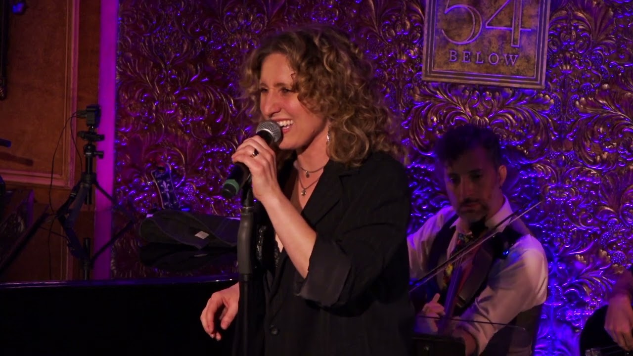 Sophie Amelkin sings 